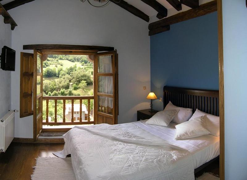 La Casa De Las Arcas Vada Bagian luar foto